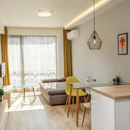 Charisma Apt - Lux At Top City Center * Varna
