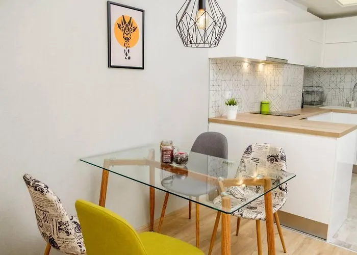 Charisma Apt - Lux At Top City Center * Warna