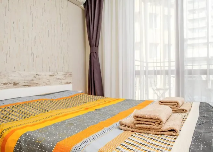 Charisma Apt - Lux At Top City Center Warna